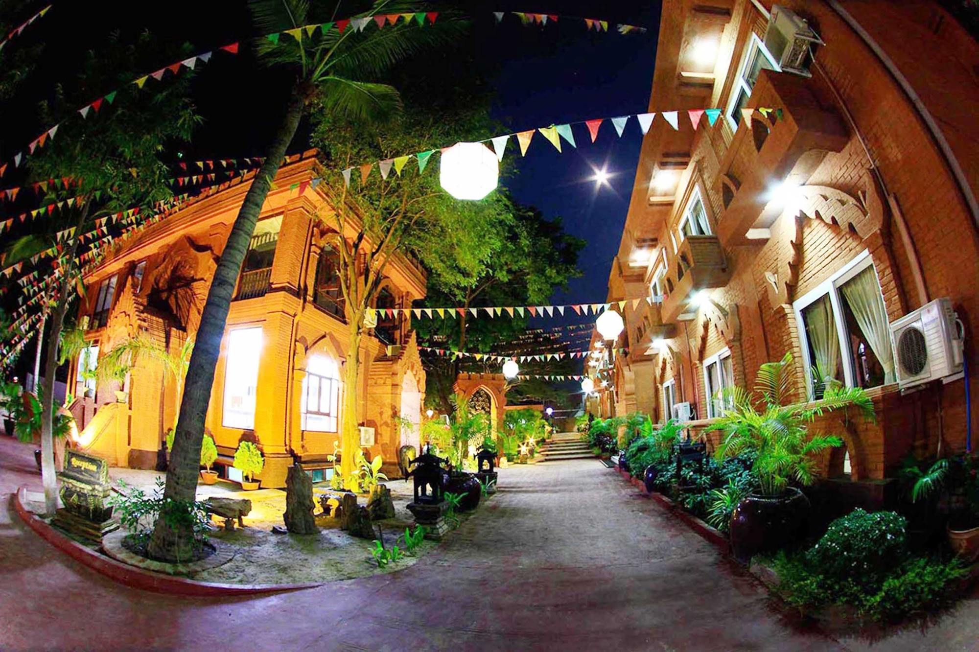 Hotel Sincere Smile Bagan New Bagan Екстер'єр фото