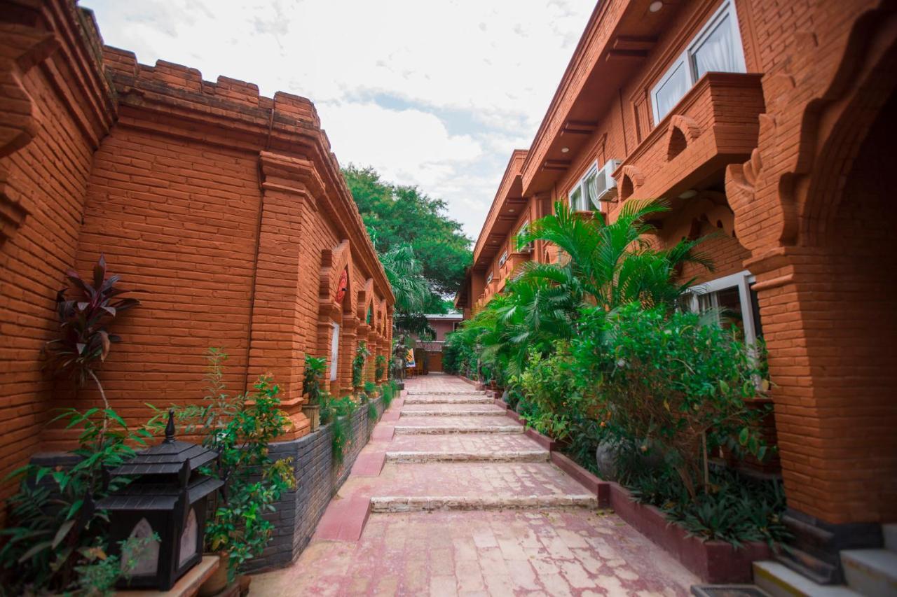 Hotel Sincere Smile Bagan New Bagan Екстер'єр фото
